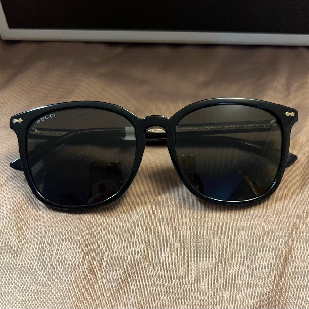 Black Gucci sunglasses